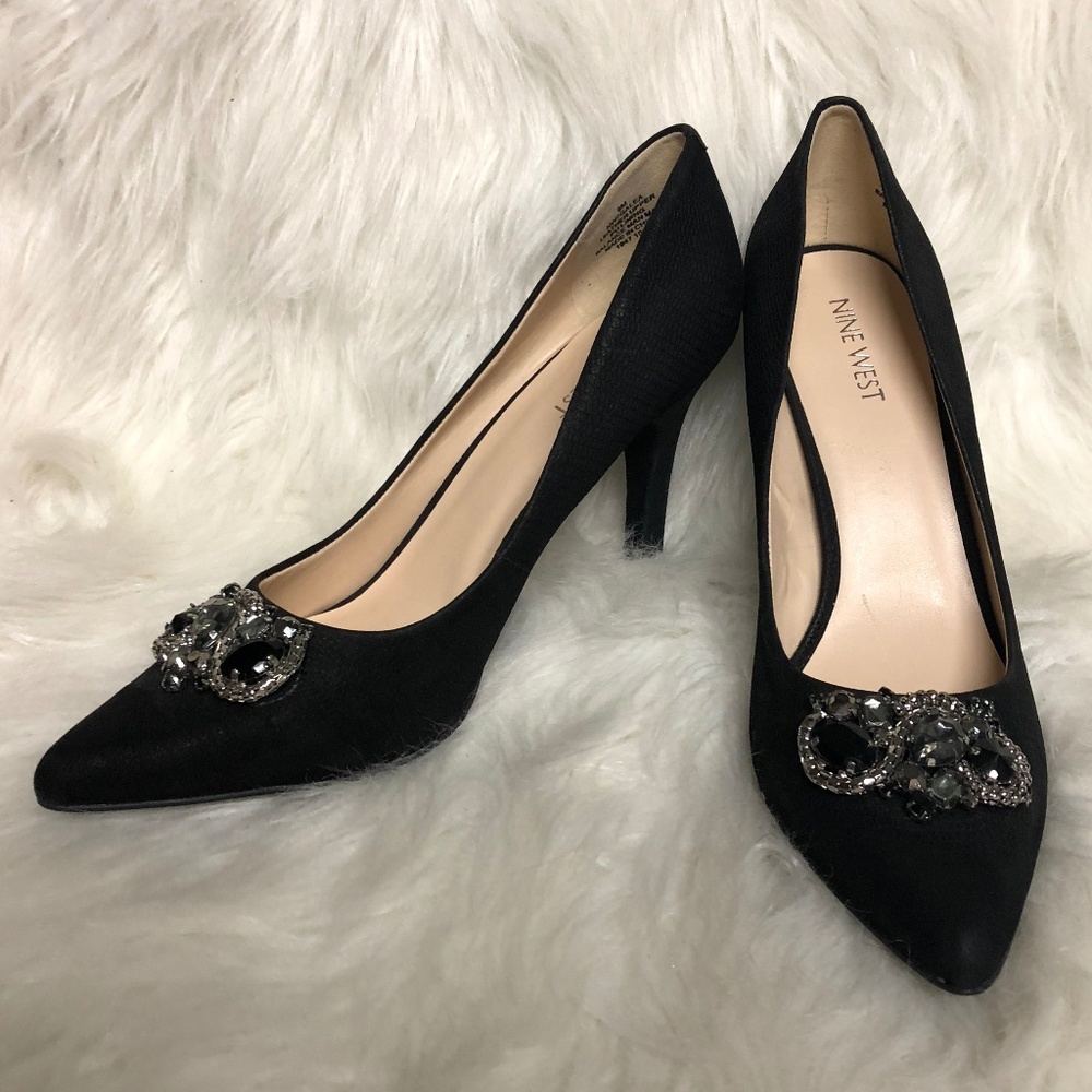 Nine West Galea black leather jeweled heels 9M